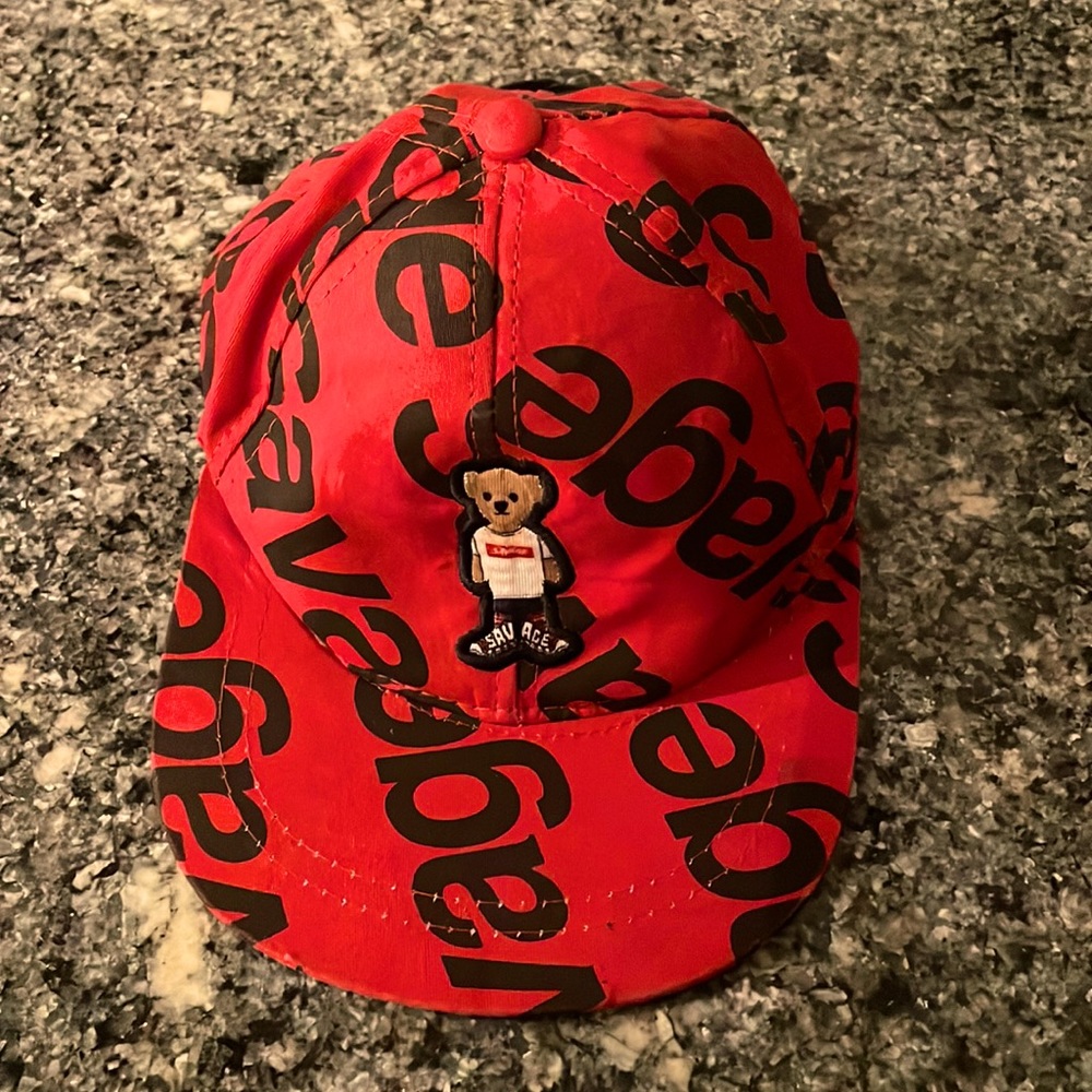 It’s a savage hat it has a drippy bear on it